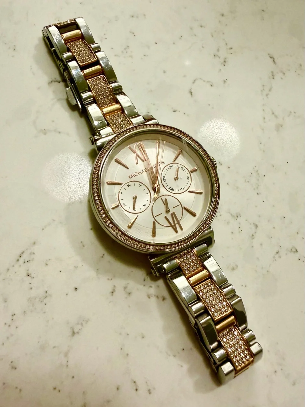 Michael Kors stylish michael